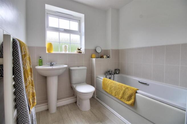 Bathroom.jpg
