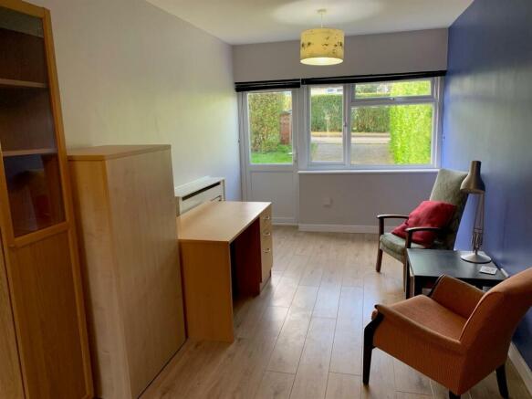 FAMILY ROOM/BEDROOM