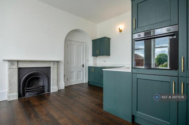 2 bed Flat to rent Image 4