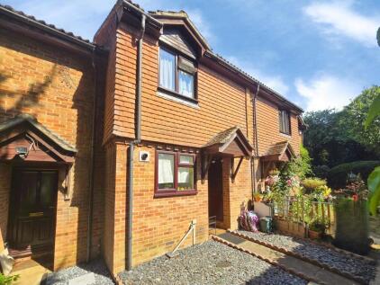 Britten Close, Ash, Surrey, GU12