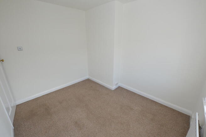 3 bed House to rent Image 9