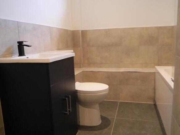 1 bed Flat to rent Image 8