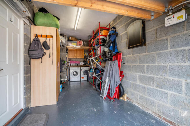 2 bed Terraced for sale Image 11