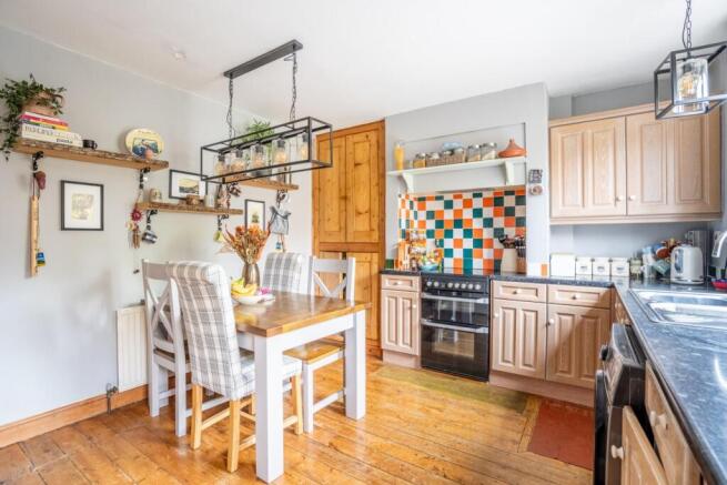 2 bed Terraced for sale Image 4