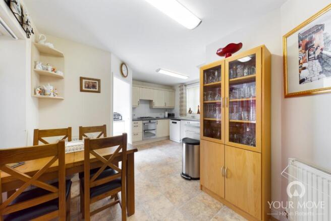 Kitchen / Breakfast