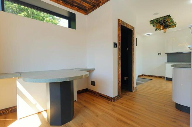 2 bed Detached for sale Image 10
