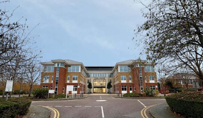 YH external light sky.jpg