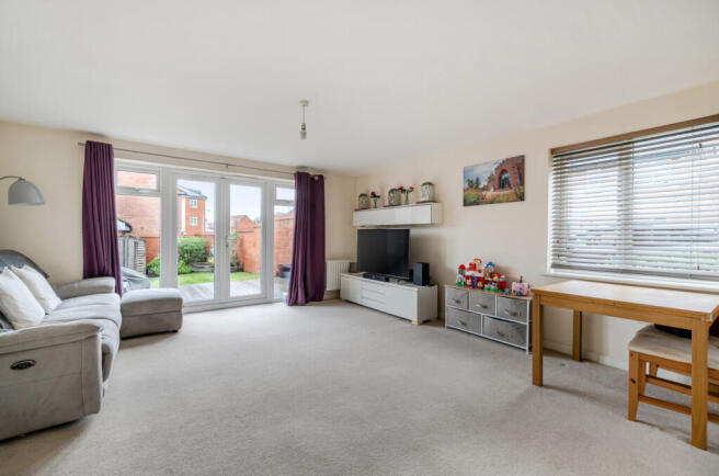 1405254-16-698093...