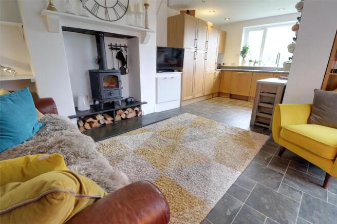 Snug To Kitchen