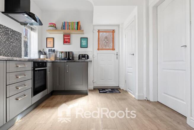 3 bed Semi-Detached for sale Image 5