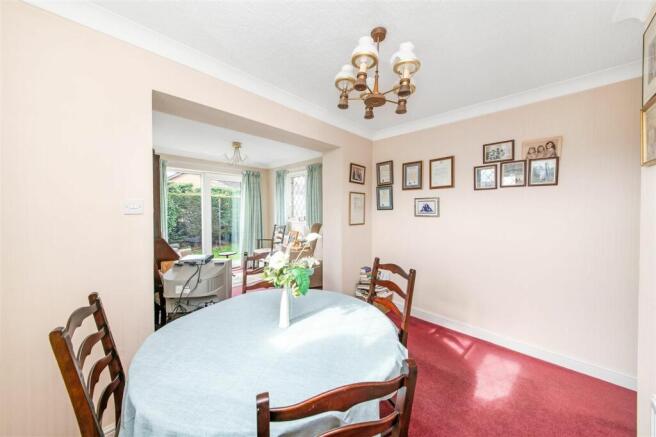 Dining Room 2.jpg
