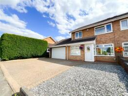 92, Angelica, Amington, Tamworth B77 3JY