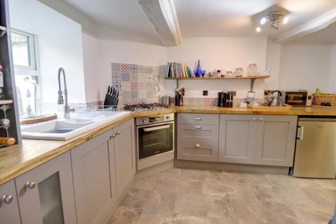 Stunning Kitchen Pic1