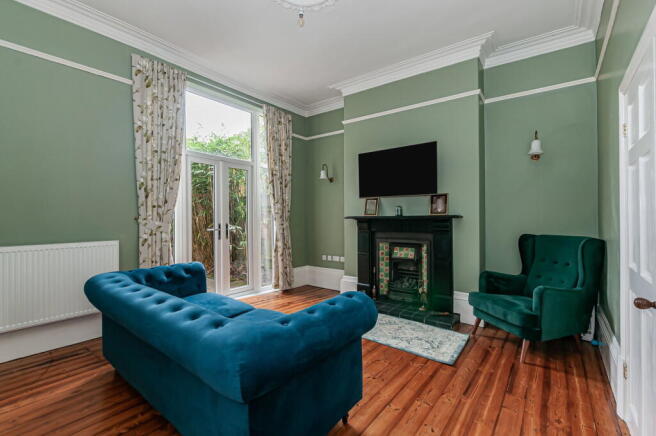 5 bed Terraced for sale Image 8
