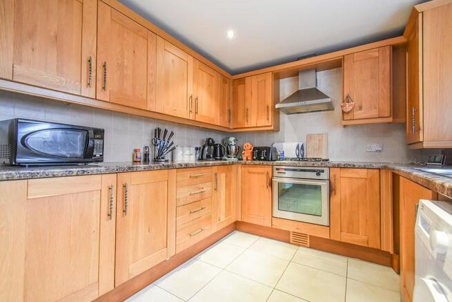 kitchen-2.jpg