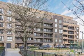 71, Clarkson Crescent, London E17 3GY