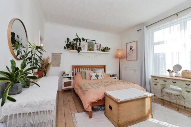 4 bed Terraced for sale Image 8