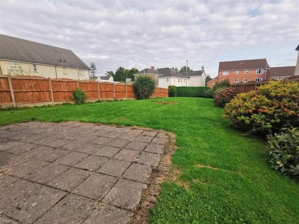40 Mounton Drive, Rear Garden (1).jpg