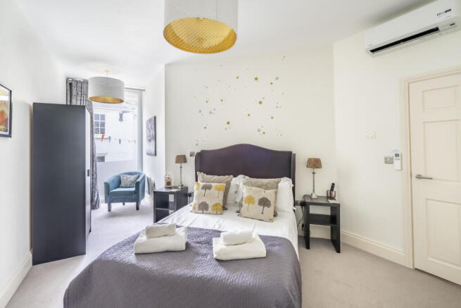 1 bed Apartment for sale Image 9