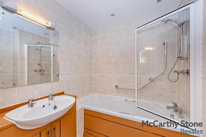 8630618-interior03-800.jpg