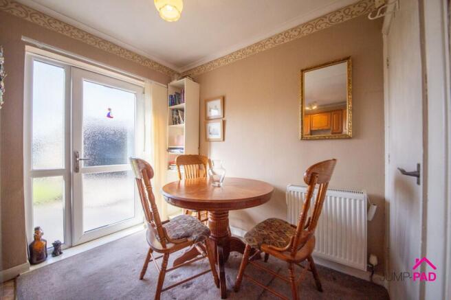 Kitchen /Dining room
