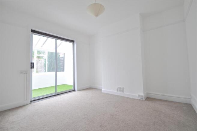 Dining room.jpg