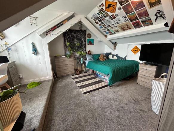 Bedroom 5