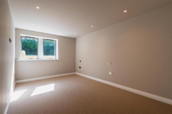 1 bed Apartment for sale Image 8
