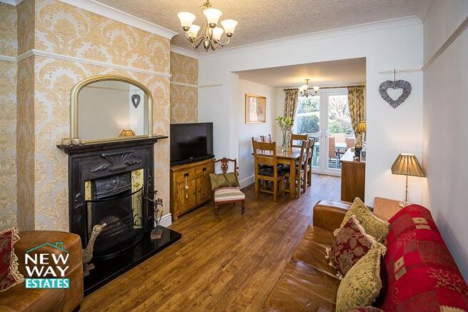 Living/Dining Area