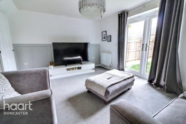 3 bed Semi-Detached for sale Image 6