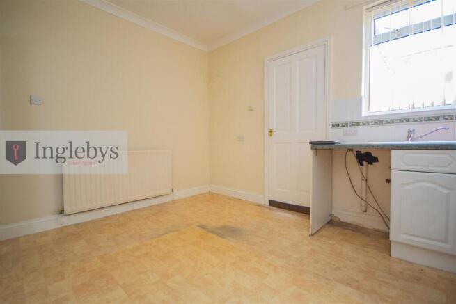 2 bed Terraced for sale Image 5
