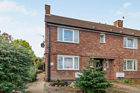 Profumo Road, Surrey, KT12