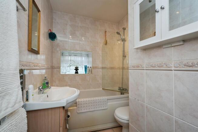1 bed Apartment for sale Image 7