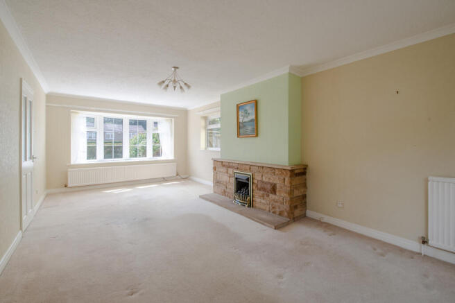 4 bed Detached for sale Image 7