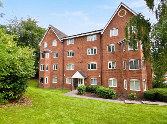 2 bed Ground Flat for sale Image 10