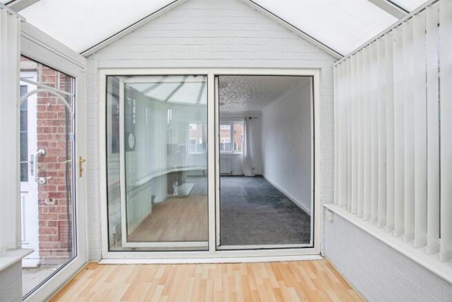 2 bed Semi-Detached for sale Image 4