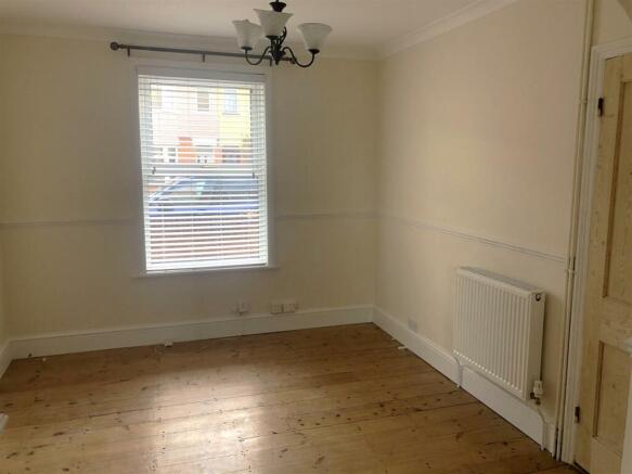 dining room.jpg