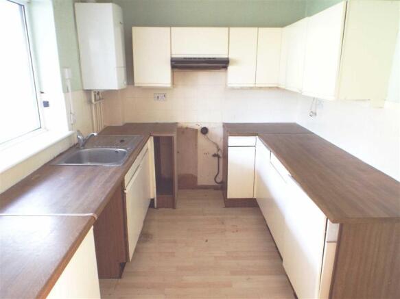 KITCHEN: