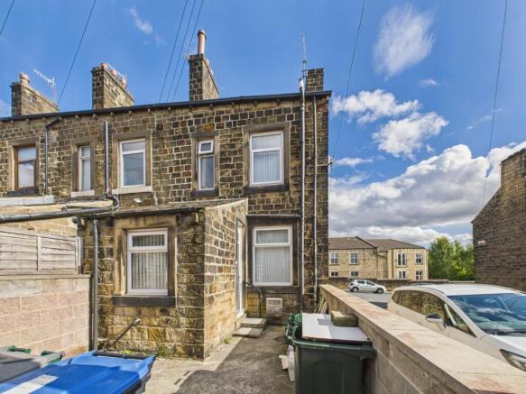4 bed House for sale Image 10