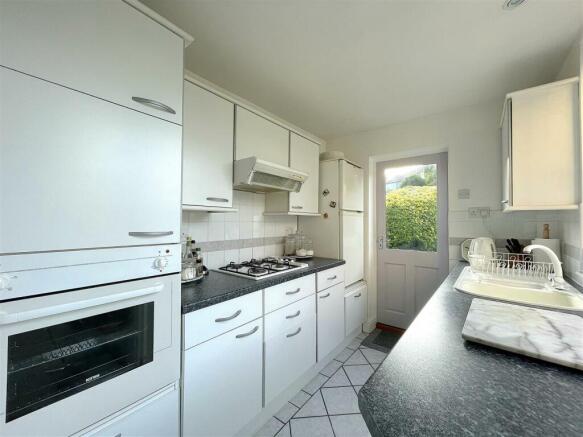 Kitchen (1).jpeg
