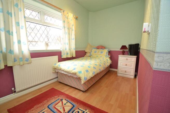 3 bed Detached Bungalow for sale Image 10