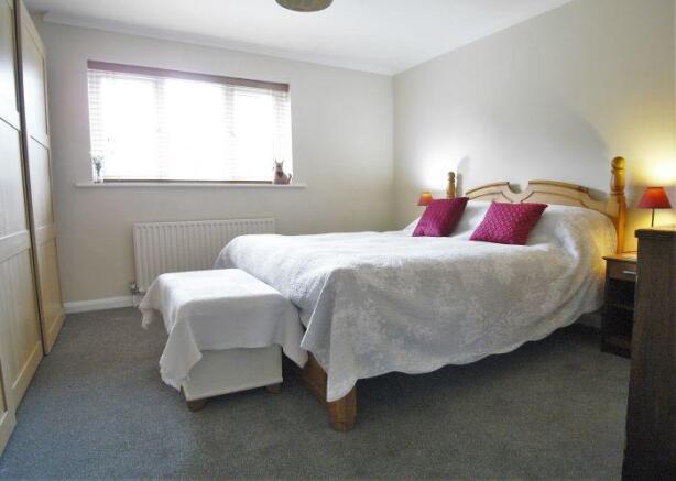 Large main bedroom