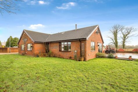 Bowling Bank, Wrexham, LL13