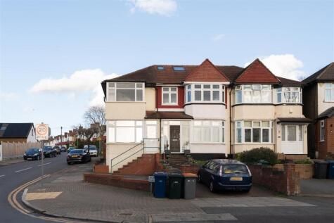 Hampden Way, London, N14