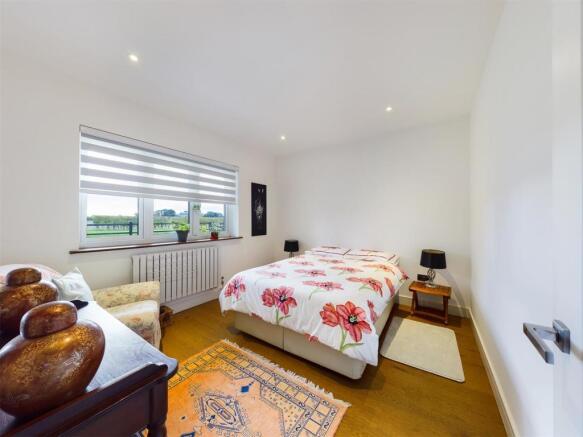 Bedroom 2.jpg