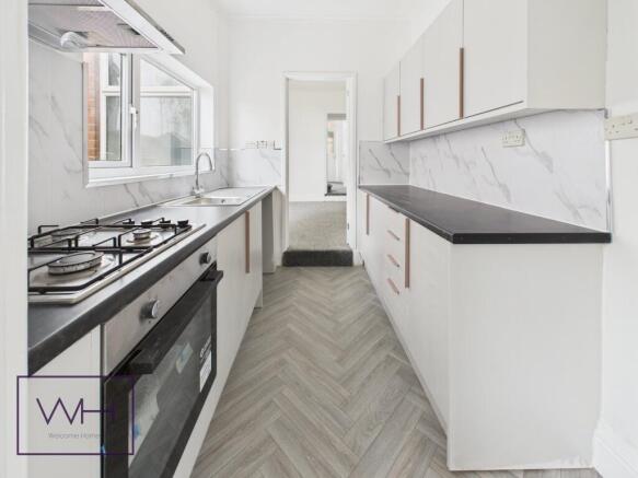 3 bed Terraced for sale Image 4