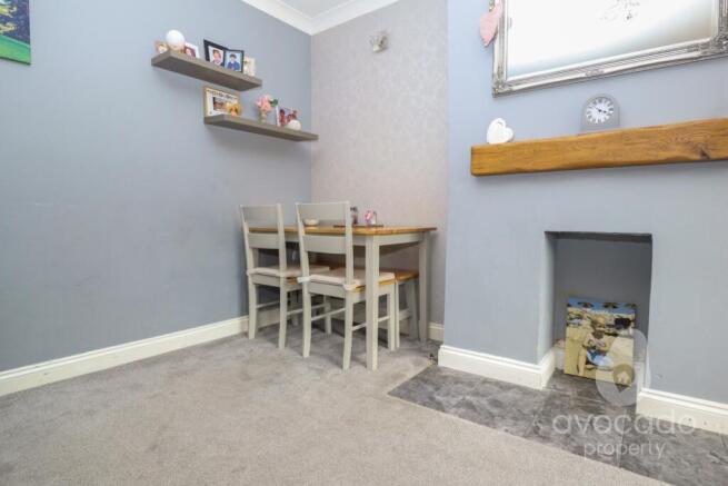 Belmont Close, Farnborough, Hampshire, GU14 8RU photo 4