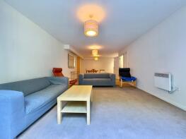 22, Abbots Mews, Burley, Leeds LS4 2AB