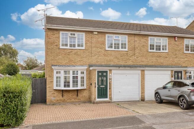 3-bed semi-detached on Weatherly Drive, Broadstairs, CT10, £325,000