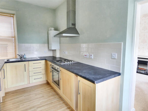 2 bed Semi-Detached for sale Image 5